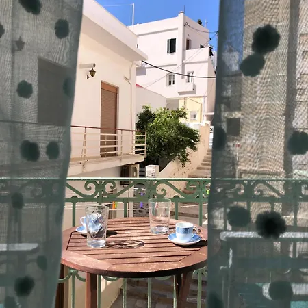 1872 - Agnes, Cozy Stony With Balcony *