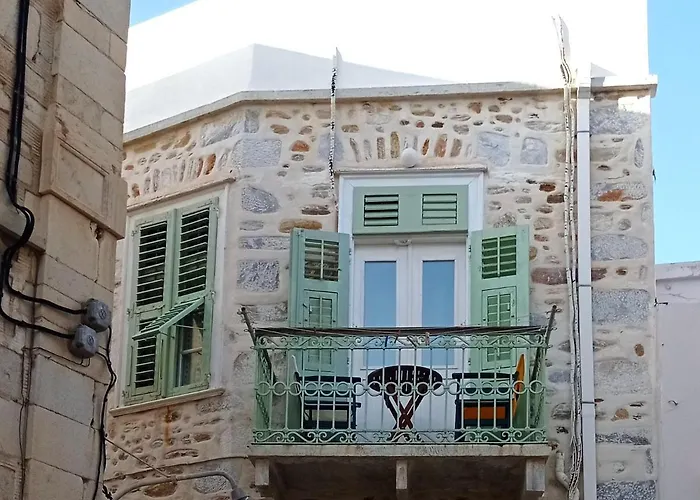 1872 - Agnes, Cozy Stony With Balcony דירה ארמופוליס