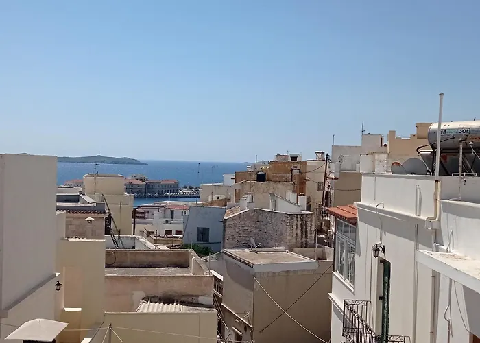 1872 - Agnes, Cozy Stony With Balcony * ארמופוליס