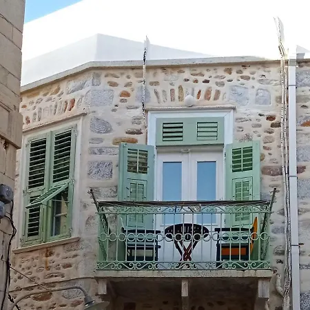 1872 - Agnes, Cozy Stony With Balcony Apartment Ermoupoli
