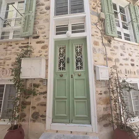 1872 - Agnes, Cozy Stony With Balcony * Ermoupoli